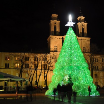 Gorgeous Green Christmas Tree is Made from 40,000 Recycled Plastic Bottles