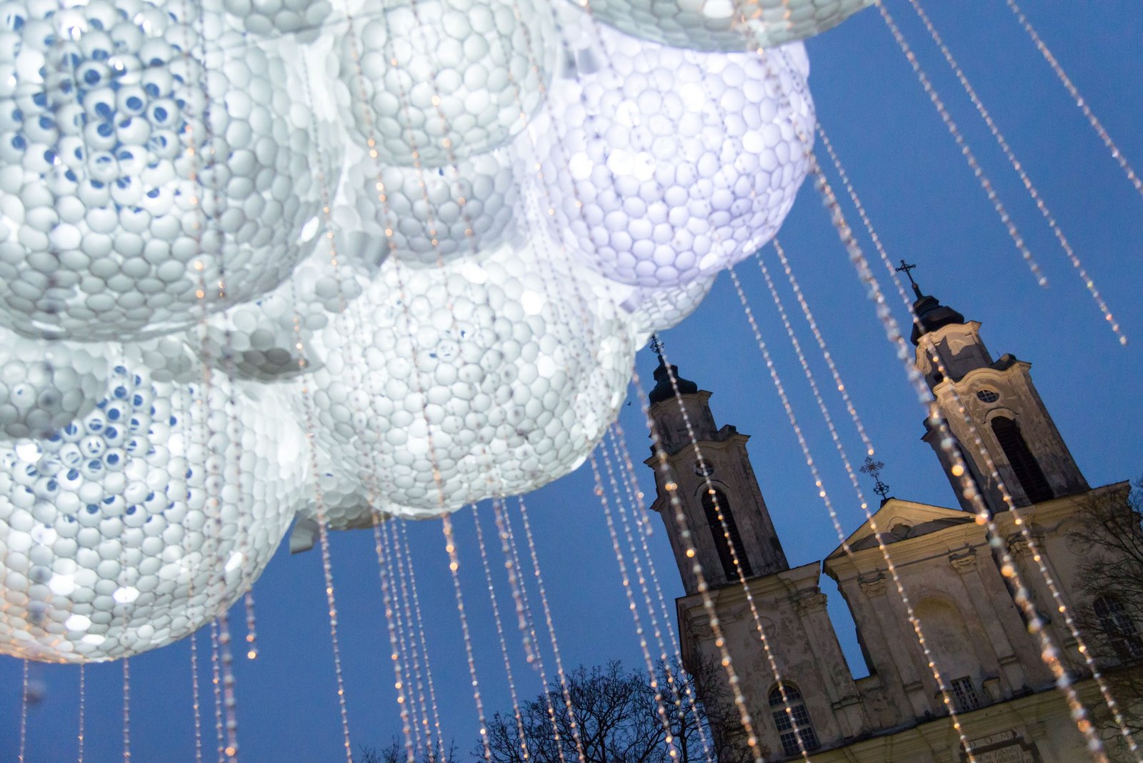 Kalėdinė debesų eglė 13