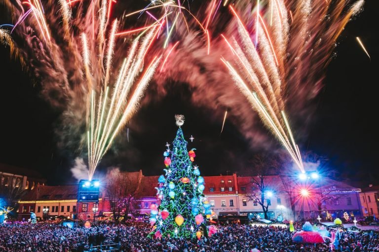 Kalėdinė eglė ,,paslaptinga planeta,,20