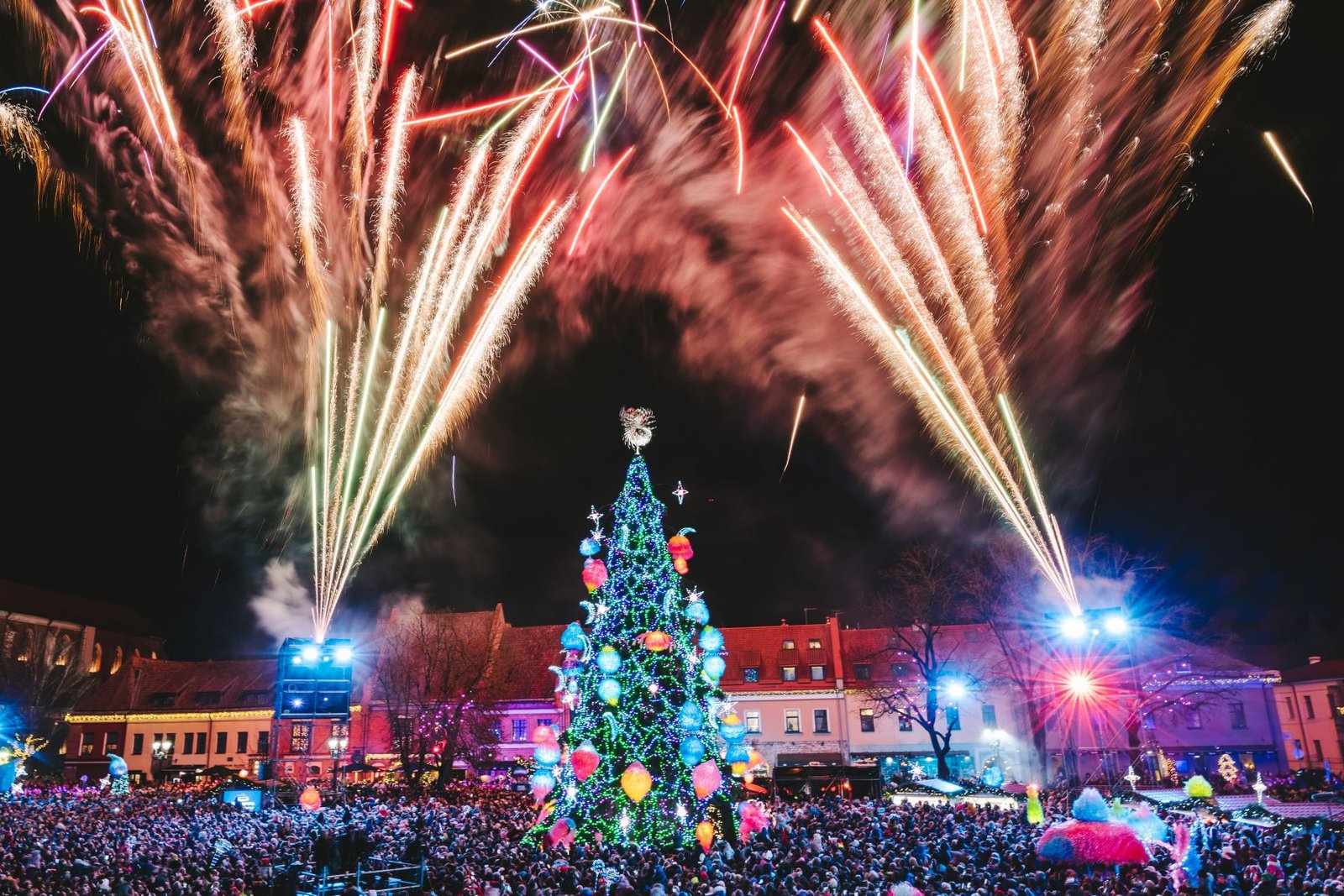 Kalėdinė eglė ,,paslaptinga planeta,,20